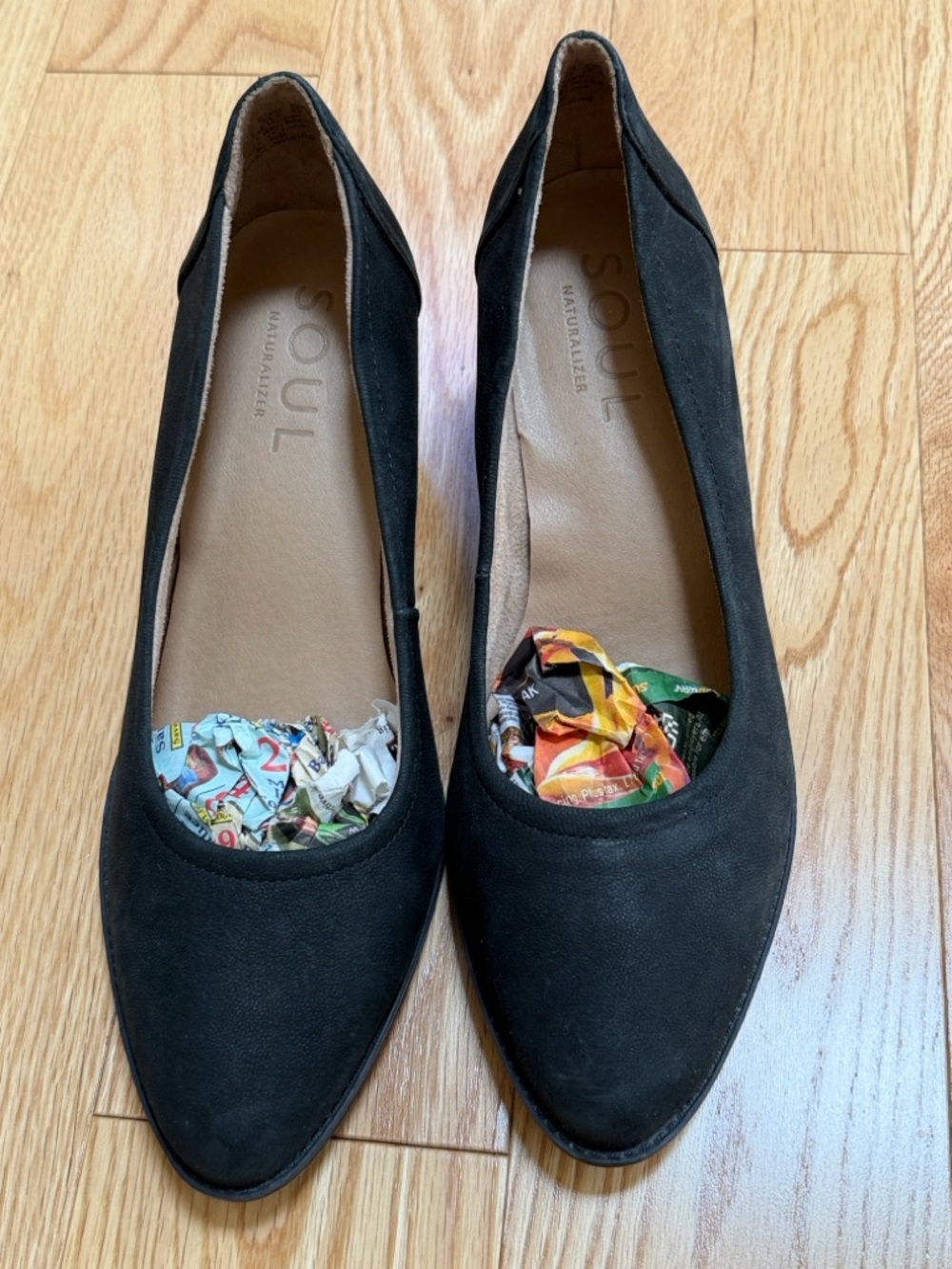 Soul Naturaliser 9.5 M black sofie stacked heel leather pumps.